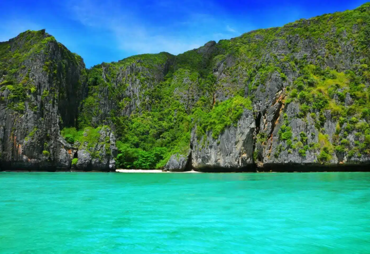 Phi Phi Island by Royal Jet Cruise - Phuket Thailand Travel