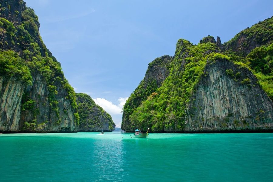 เกาะพีพี โดยเรือสปีดโบ๊ทส่วนตัว