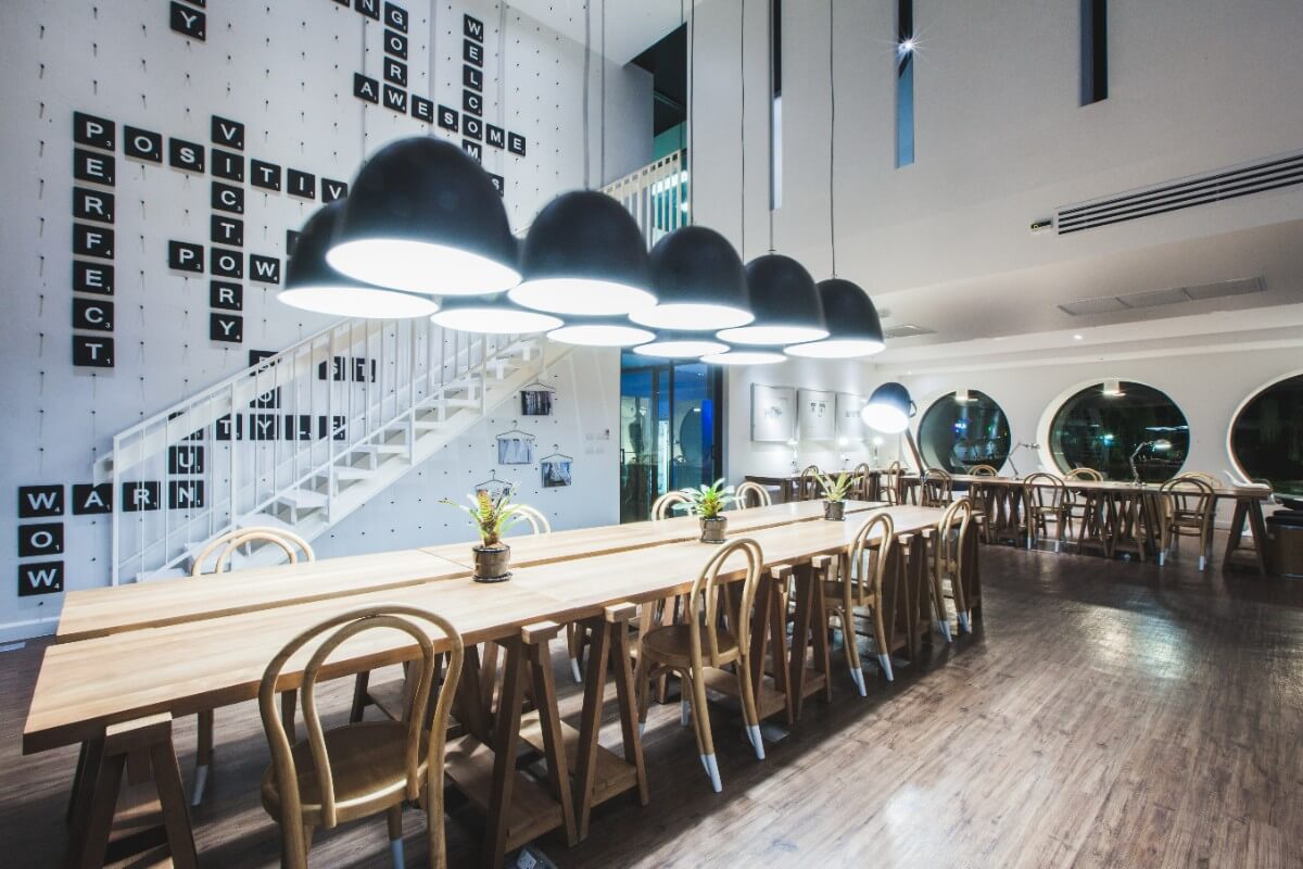 Blu Monkey Hub & Hotel
