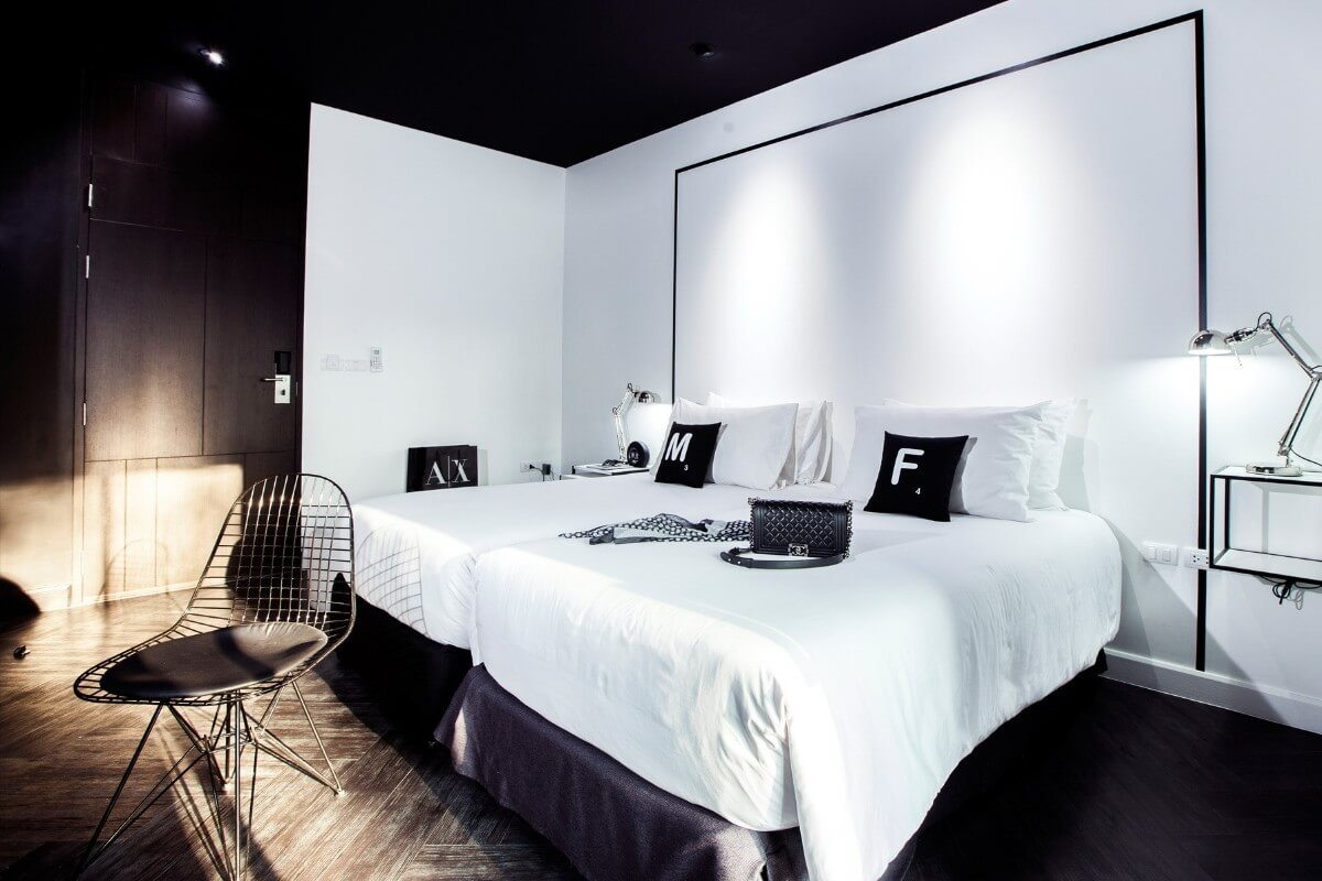 Blu Monkey Hub & Hotel