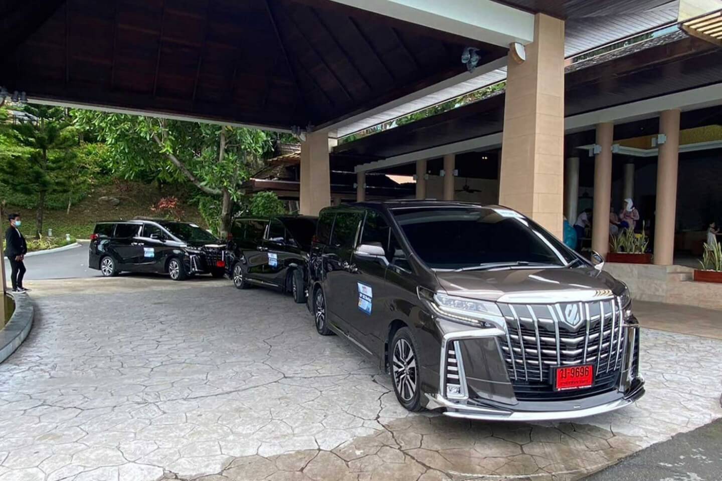 phuket-car-and-van-transport-10