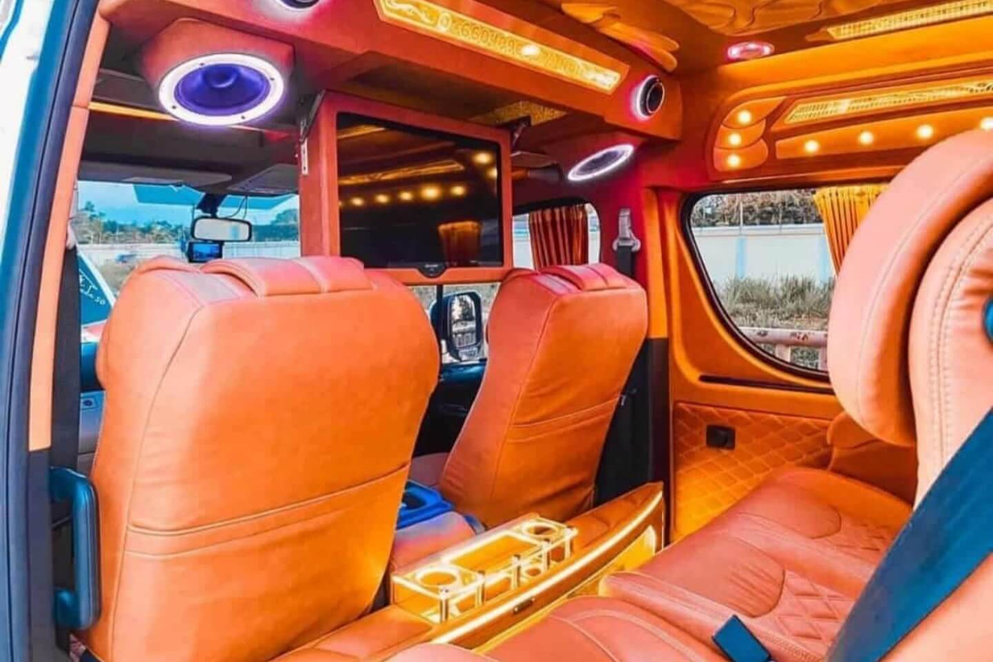 phuket-car-and-van-transport-31