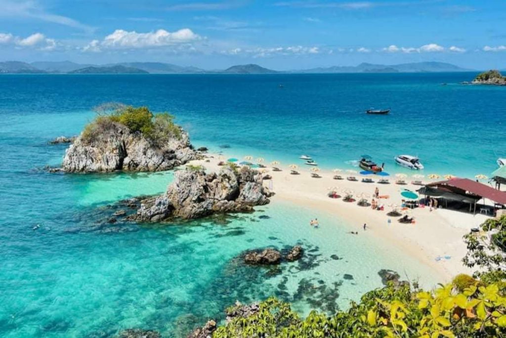 ทัวร์เกาะไข่ 3 เกาะ โดยเรือสปีดโบ๊ท (ครึ่งวัน)