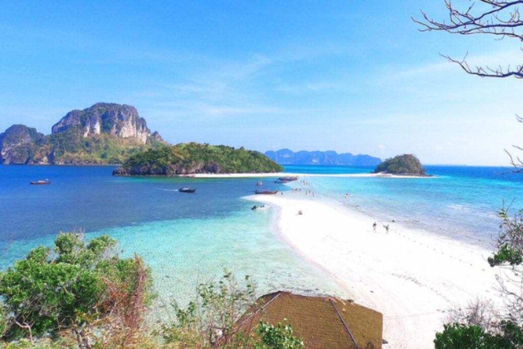 ทัวร์กระบี่ 3 เกาะโดยเรือเฟอร์รี่จากภูเก็ต และเรือสปีดโบ๊ท