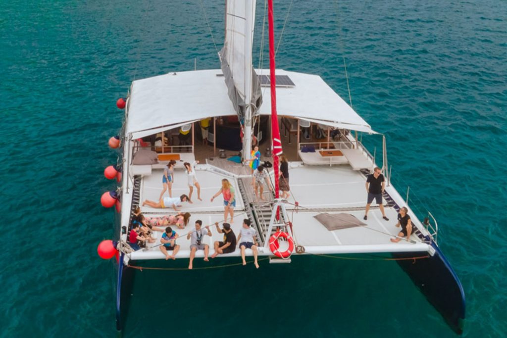 Luxury Party Yacht Catamaran 70 FT