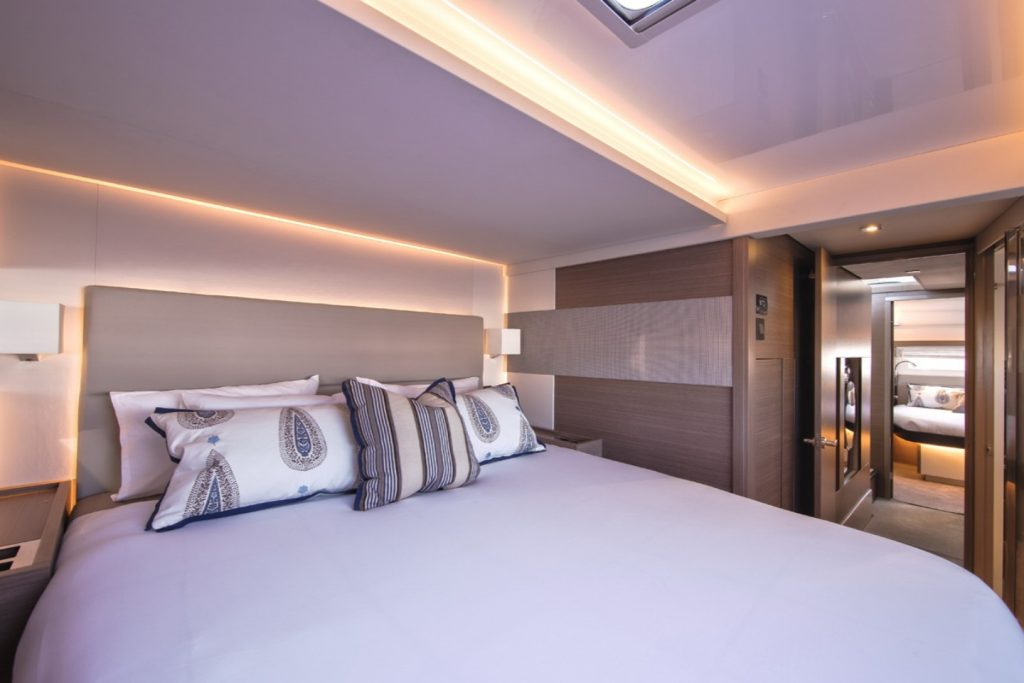 Luxury Power Catamaran 53 FT