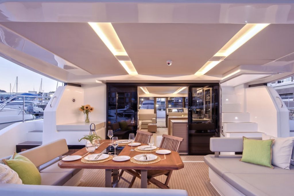 Luxury Power Catamaran 53 FT