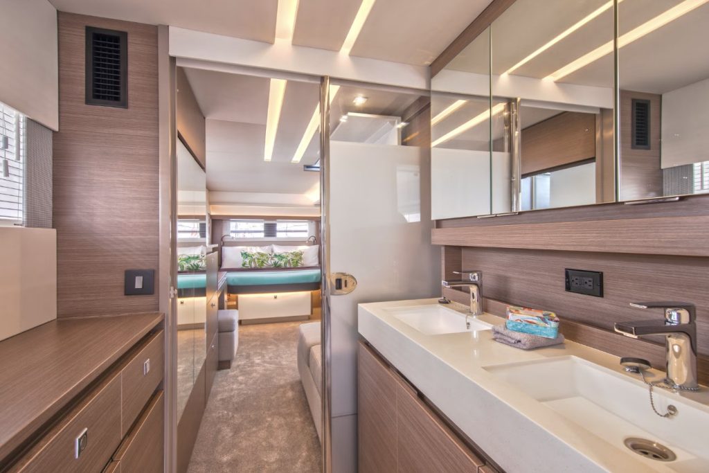 Luxury Power Catamaran 53 FT