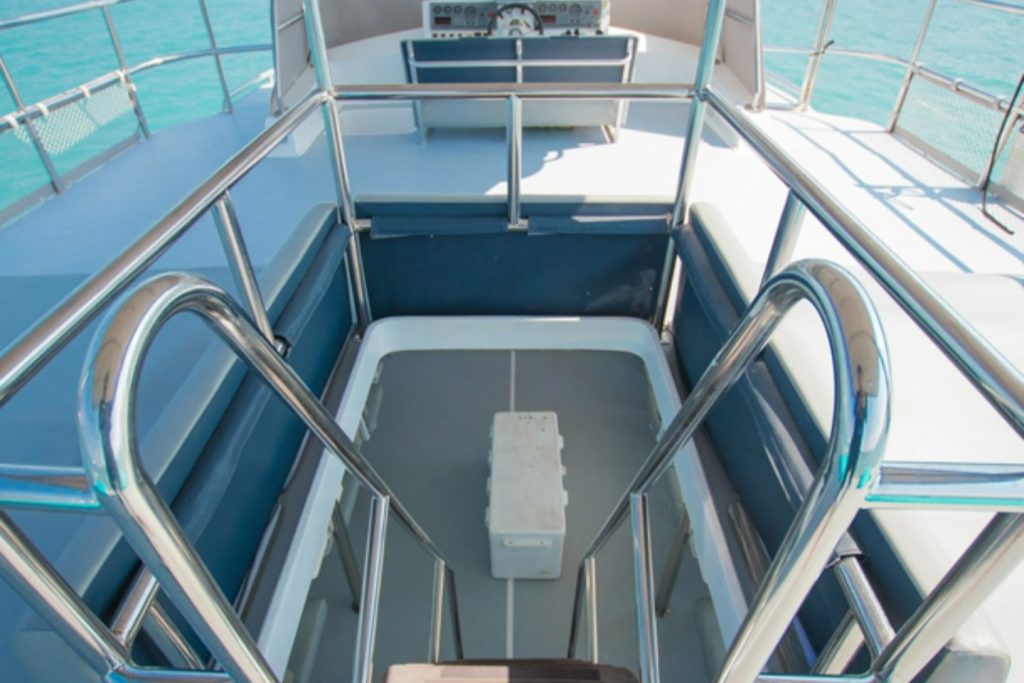 Luxury Power Yacht Catamaran 45 FT