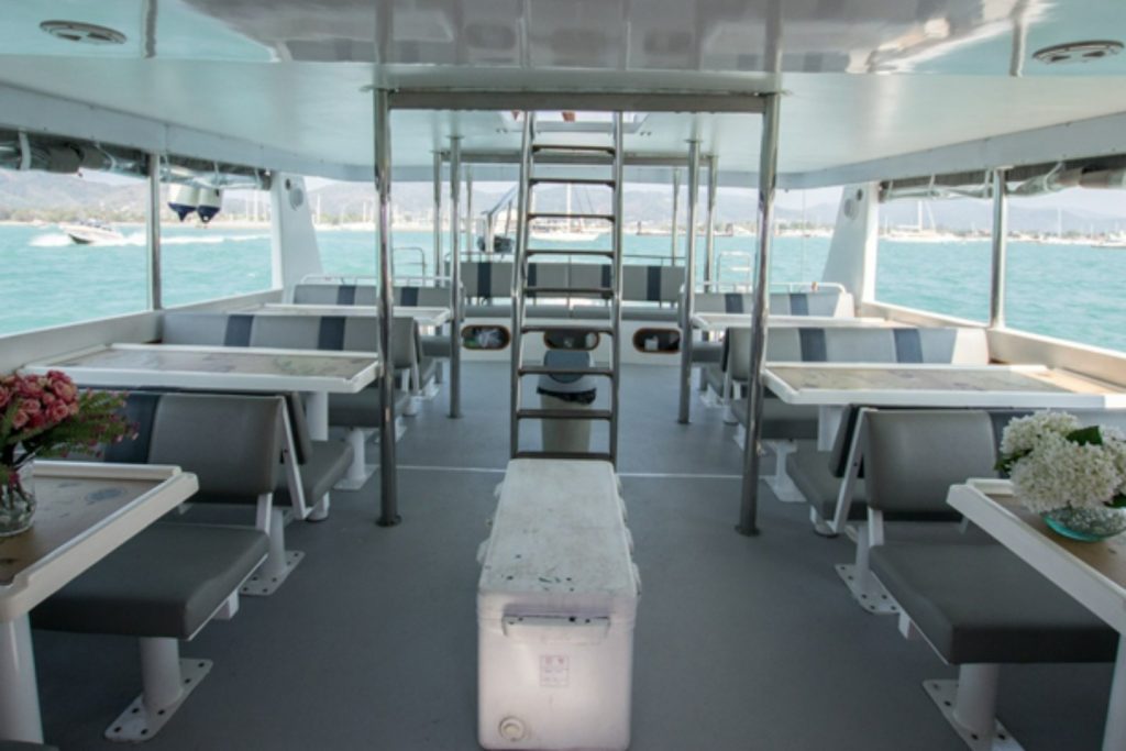 Luxury Power Yacht Catamaran 45 FT