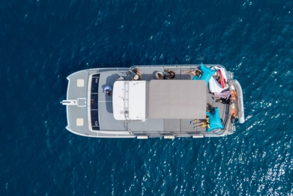 Luxury Power Yacht Catamaran 45 FT