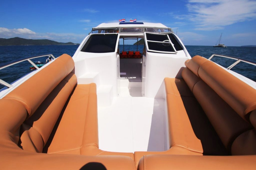 Luxury Private Speedboat 2 Engines
