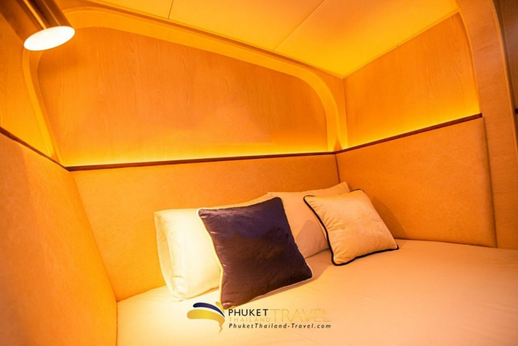 Luxury Sailing Catamaran 70 FT