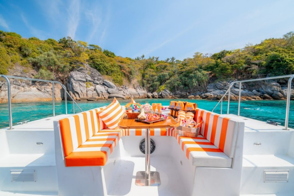 Luxury Speed Catamaran 37 FT