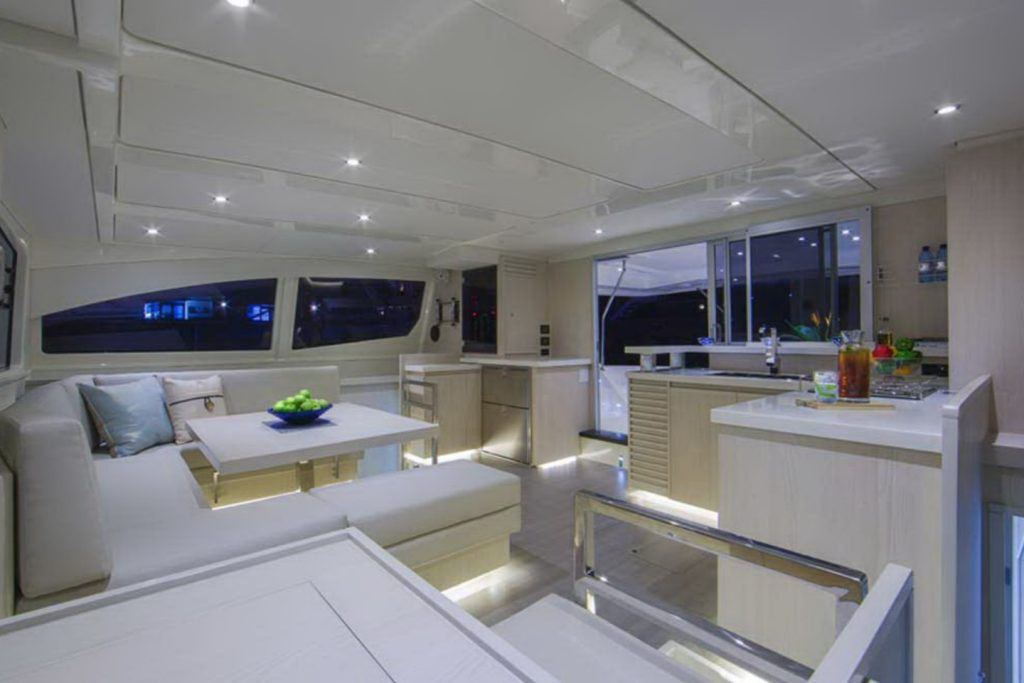 Luxury Speed Catamaran 51 FT