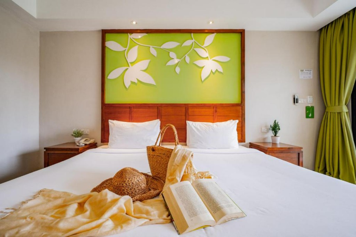 The Leaf Oceanside by Katathani